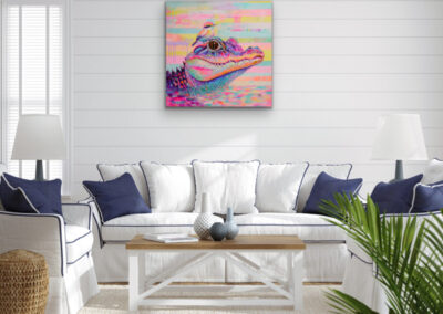 Acrylgemälde „TRUST – IT ALL BEGINS WITHIN“ – bunter Alligator mit Vogel, Symbol für Vertrauen, Mut und Lebensfreude.