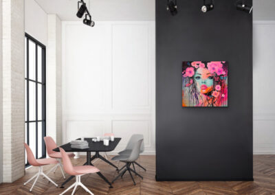 Mixed-Media-Gemälde „WHISPERS OF NATURE“ – Frauenporträt mit Blüten und Schmetterlingen, Symbol für Vertrauen, Natur und Wandel.